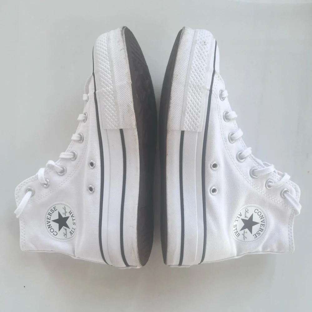 Converse Chuck Taylor All Star High-Top Platform Sneaker Size 7 - Picture 3 of 13